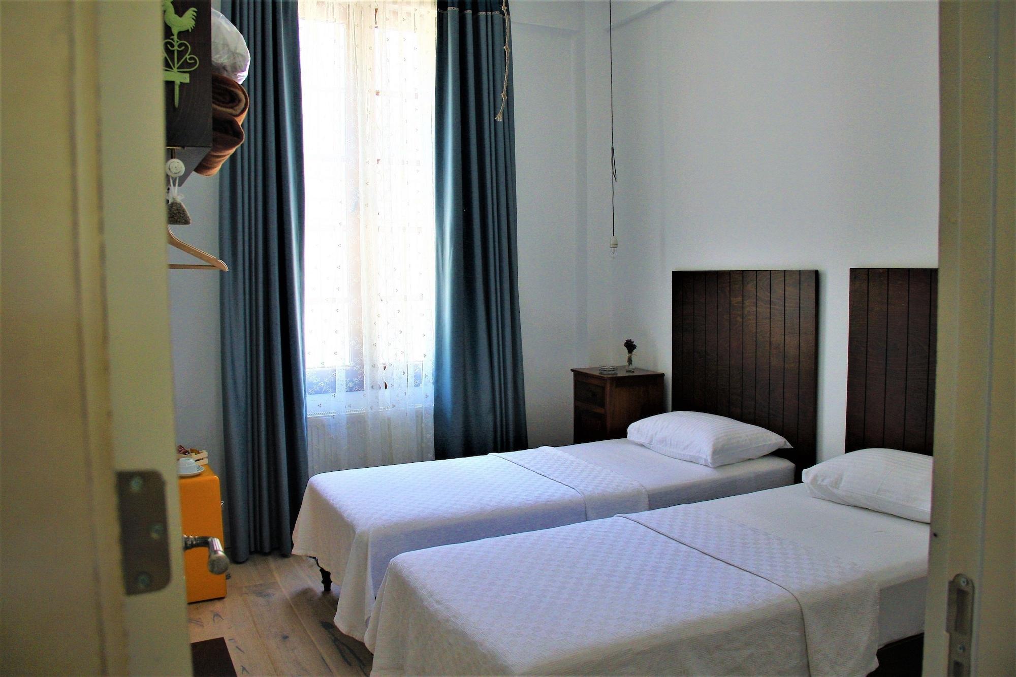 Amphora Hotel Foca Kültér fotó