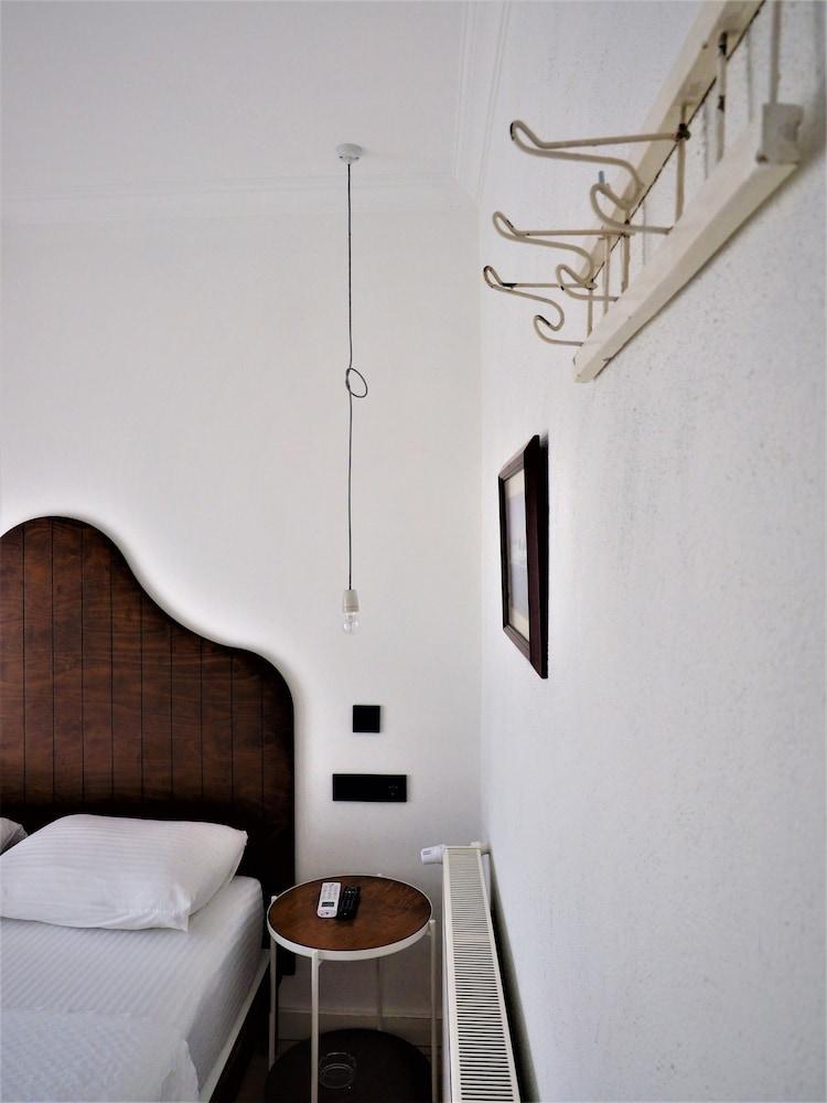 Amphora Hotel Foca Kültér fotó