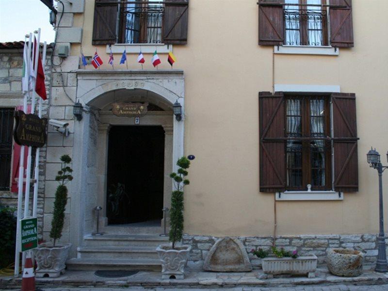 Amphora Hotel Foca Kültér fotó