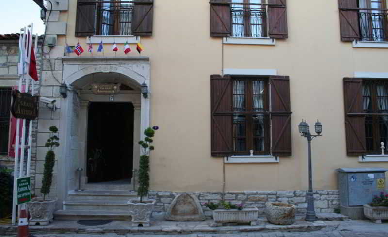 Amphora Hotel Foca Kültér fotó