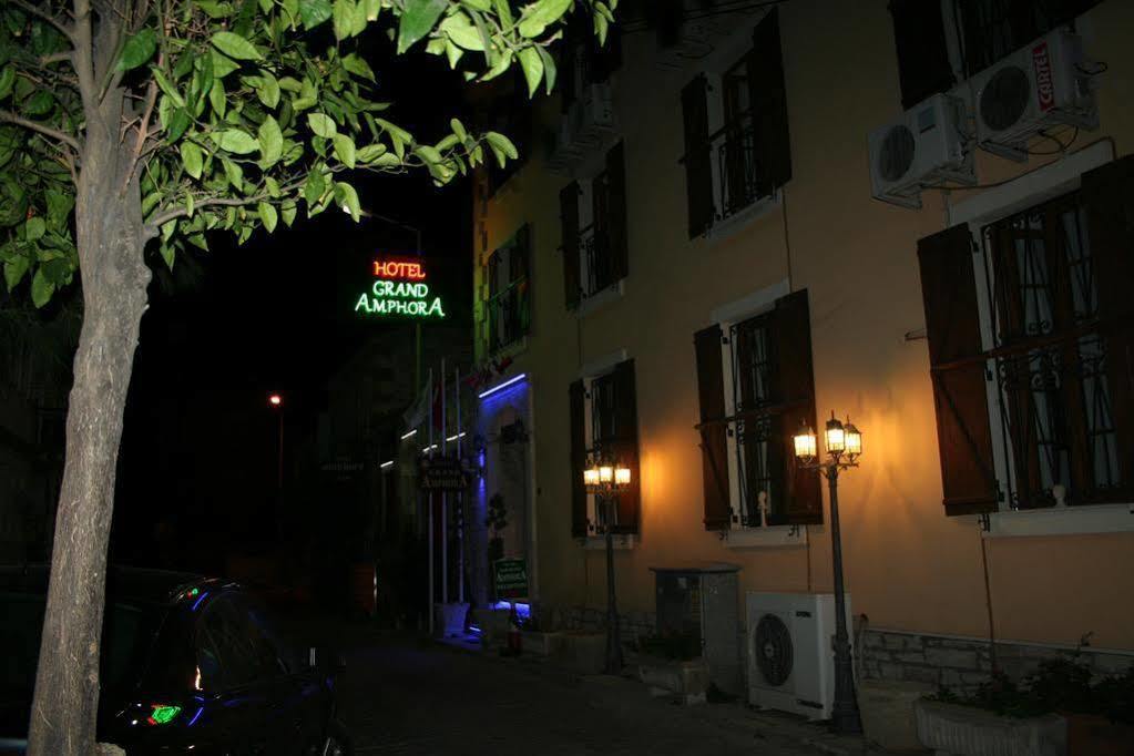 Amphora Hotel Foca Kültér fotó